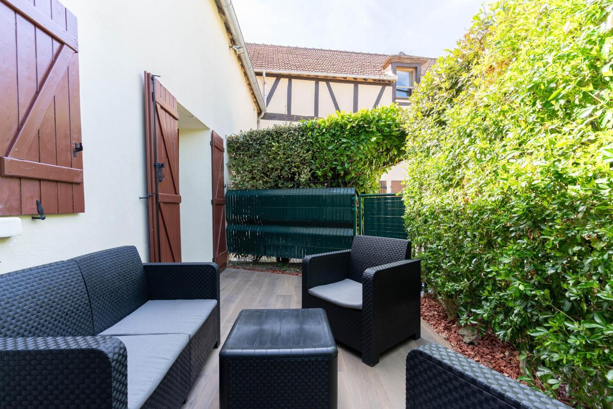 Esbly, Jacuzzi, Terrasse, Disneyland Esbly