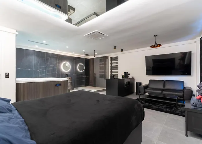 Suite Esbly, Jacuzzi, Terrasse, Disneyland