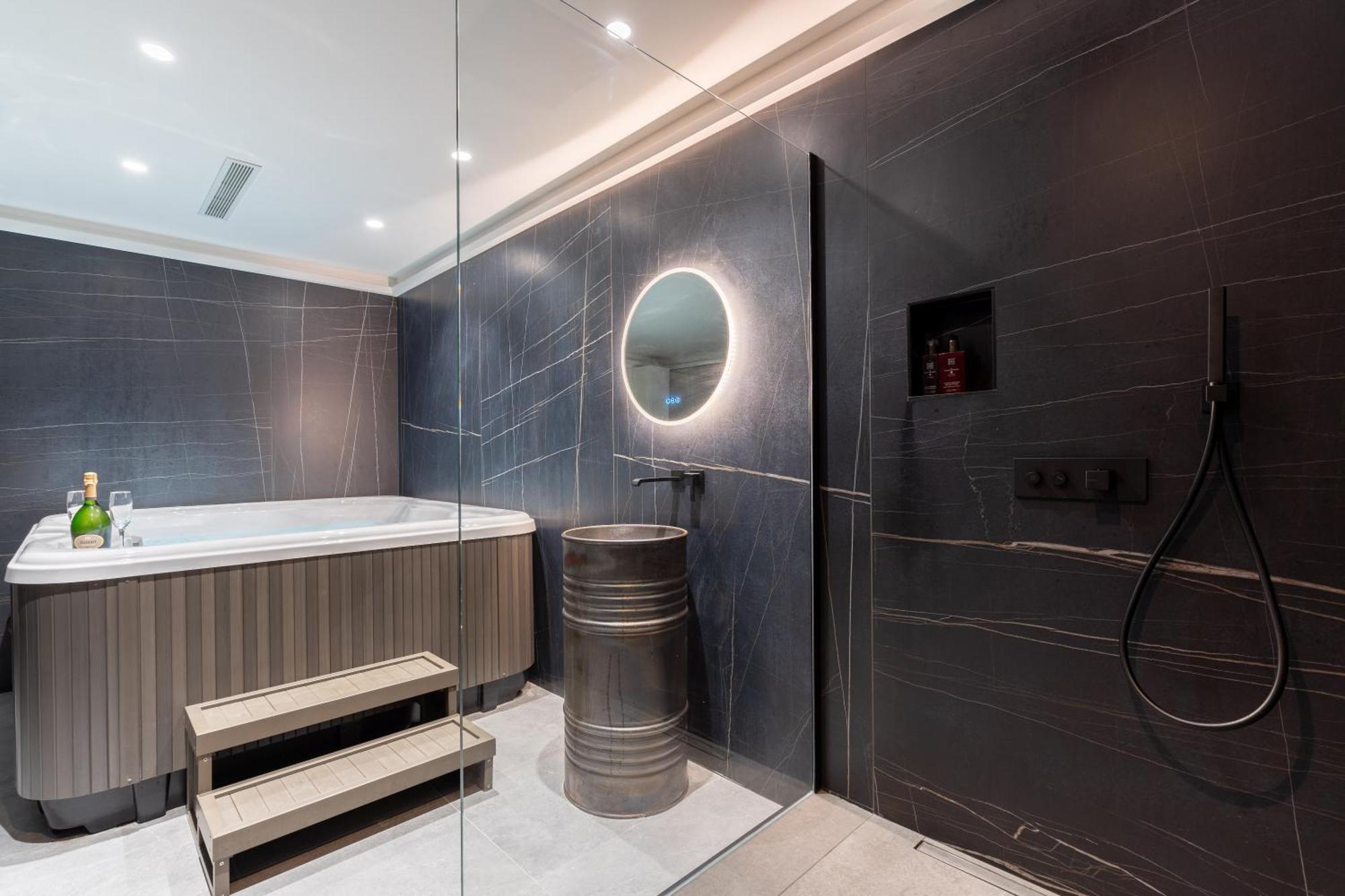 Esbly, Jacuzzi, Terrasse, Disneyland Apartment Esbly